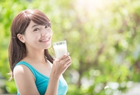 Nên uống canxi vào lúc nào để tối ưu hiệu quả hấp thu, giúp phòng ngừa loãng xương